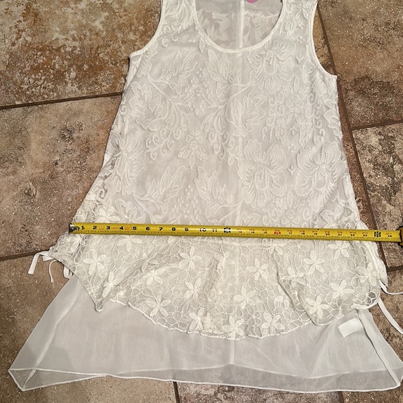 DONATED Tulip Style dress - Picture 6 of 7